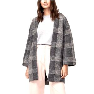 Wilfred by Aritzia Brullon Sweater in Grey Houndstooth / Checkered